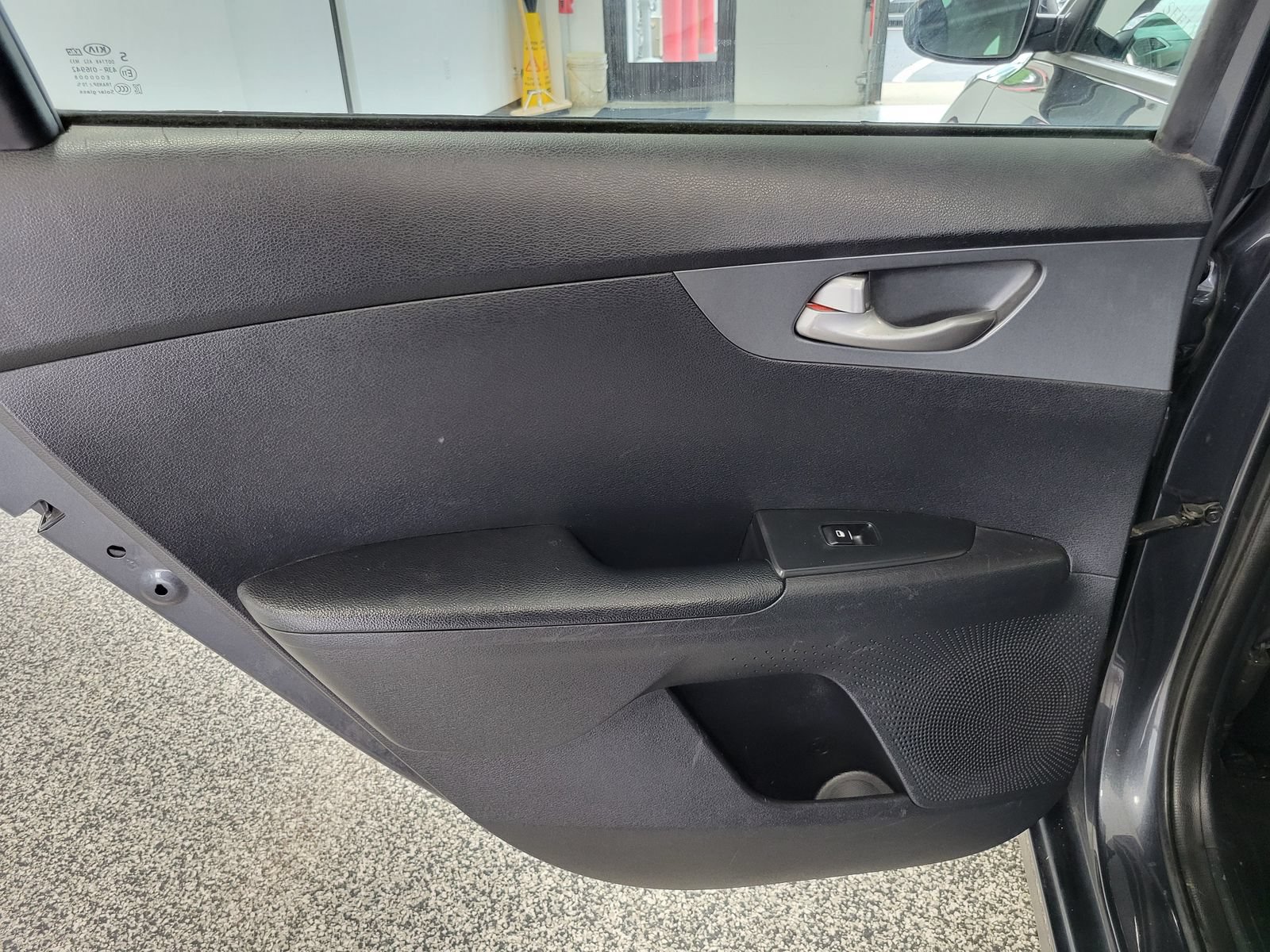 Used 2020 Kia Forte LXS FWD image 21