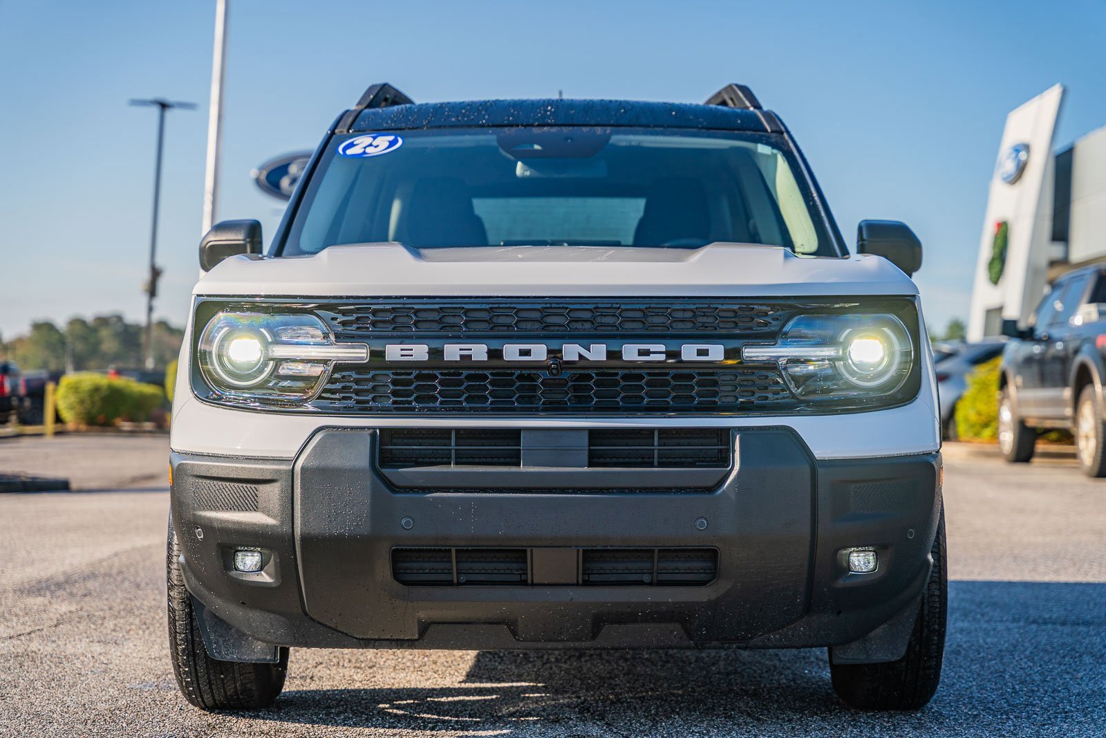 Certified 2025 Ford Bronco Sport Outer Banks w/ Outer Banks Tech Package+ image 2