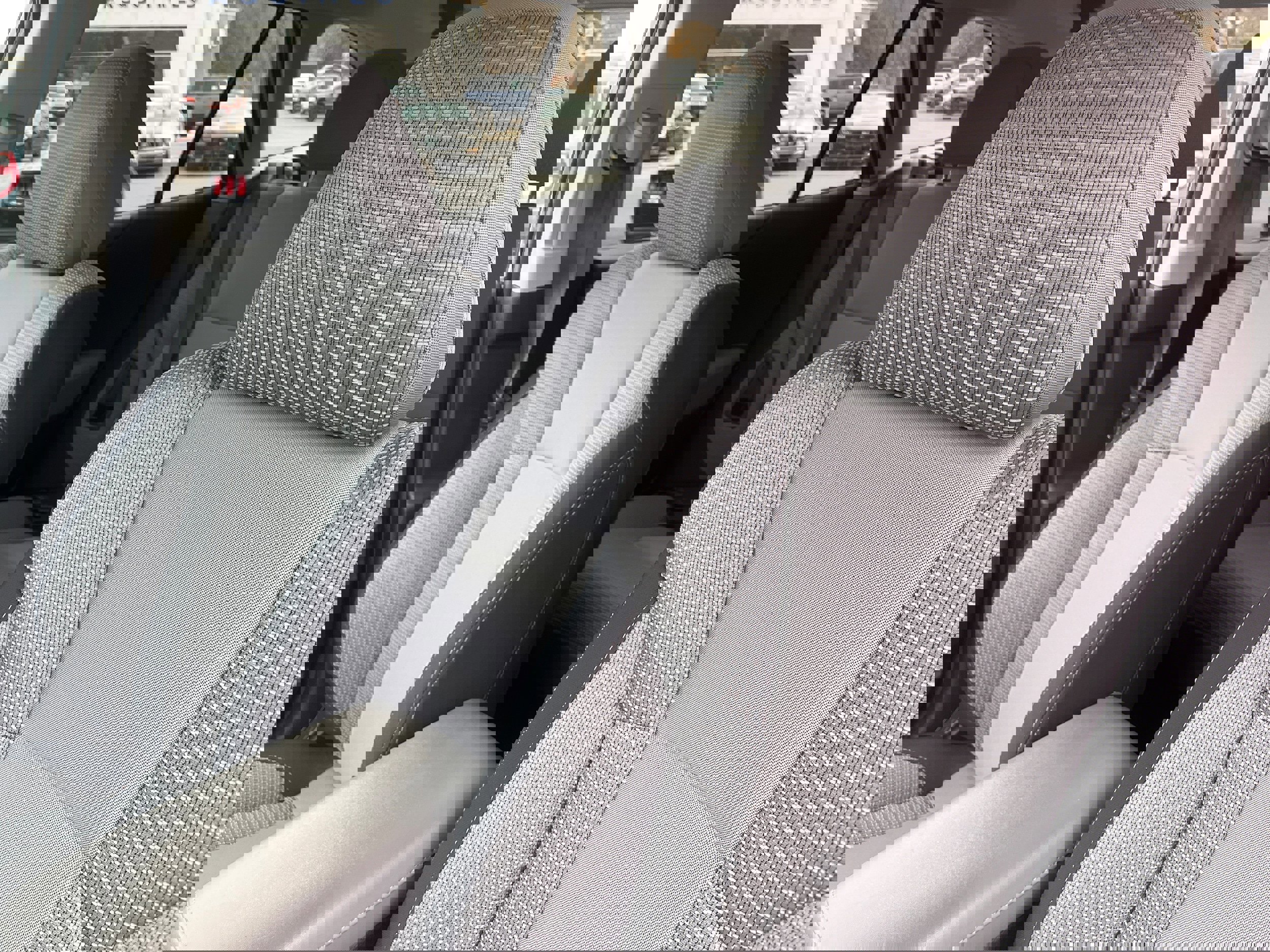 Used 2025 Subaru Outback Premium image 9