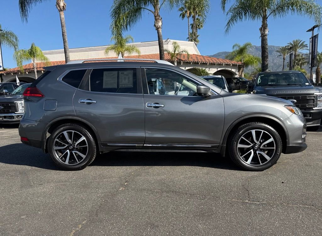 Used 2018 Nissan Rogue SL w/ Premium Package FWD image 9