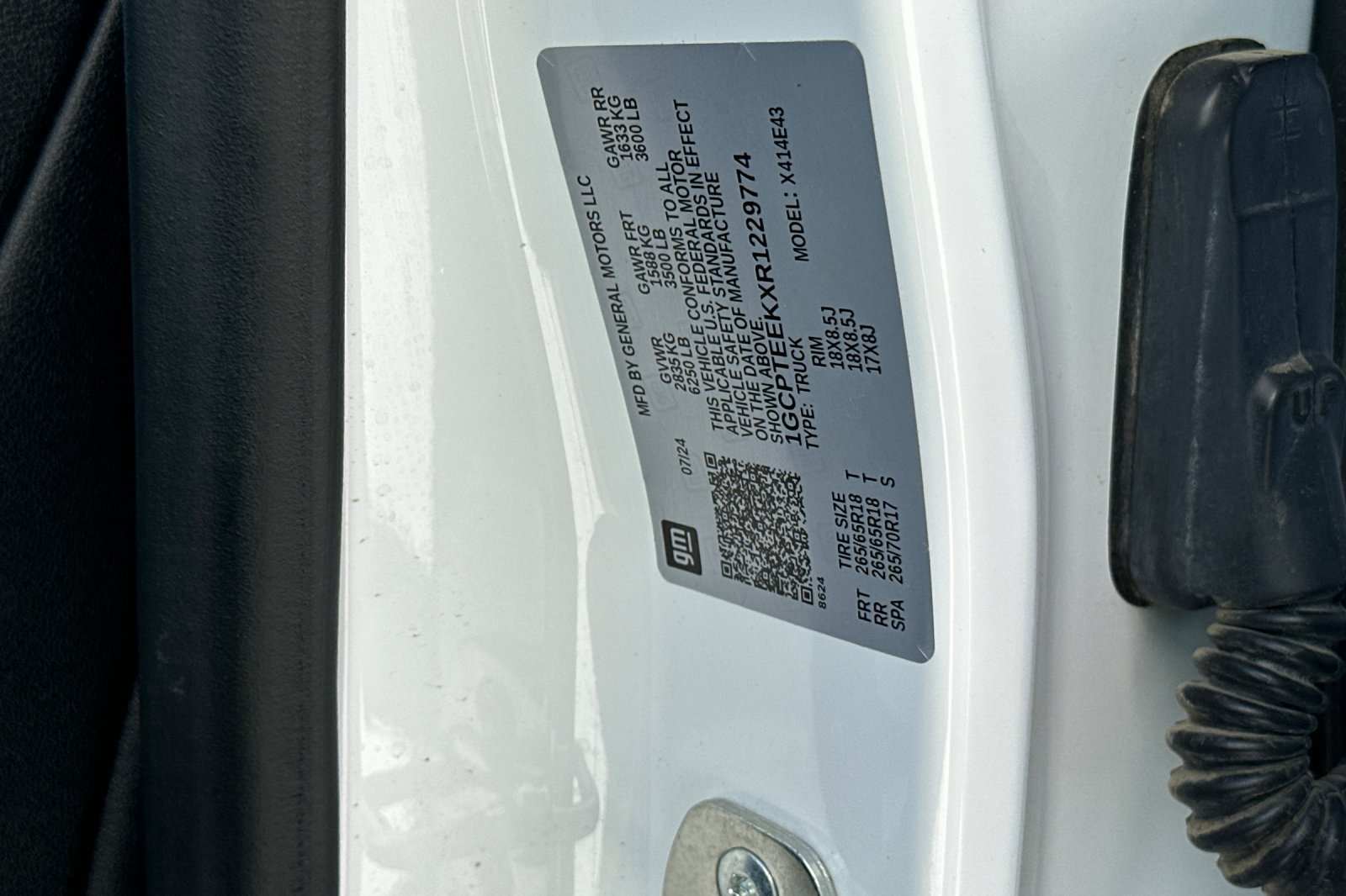 Used 2024 Chevrolet Colorado Trail Boss w/ Advanced Trailering Package AWD/4WD image 31