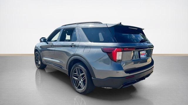 Certified 2025 Ford Explorer ST-Line w/ Premium Package AWD/4WD image 5