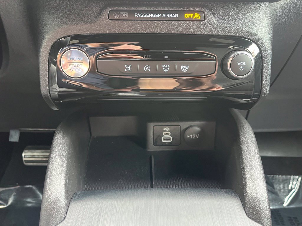 Certified 2024 Ford Escape ST-Line w/ Tech Pack #1 AWD/4WD image 33