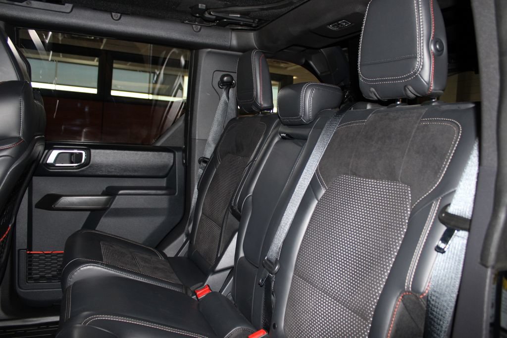 Certified 2024 Ford Bronco Raptor w/ Interior Carbon Fiber Pack 6 AWD/4WD image 41