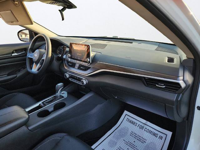 Used 2025 Nissan Altima 2.5 SV FWD image 20