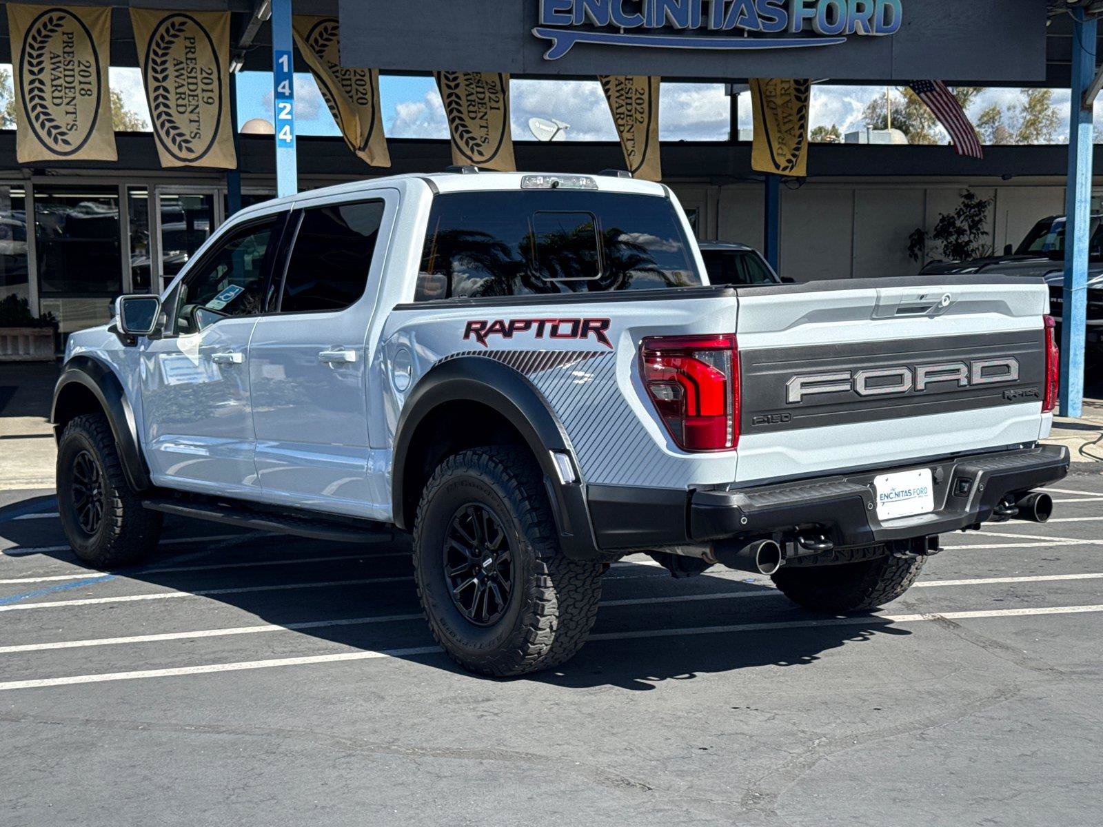 Certified 2025 Ford F150 Raptor AWD/4WD image 10