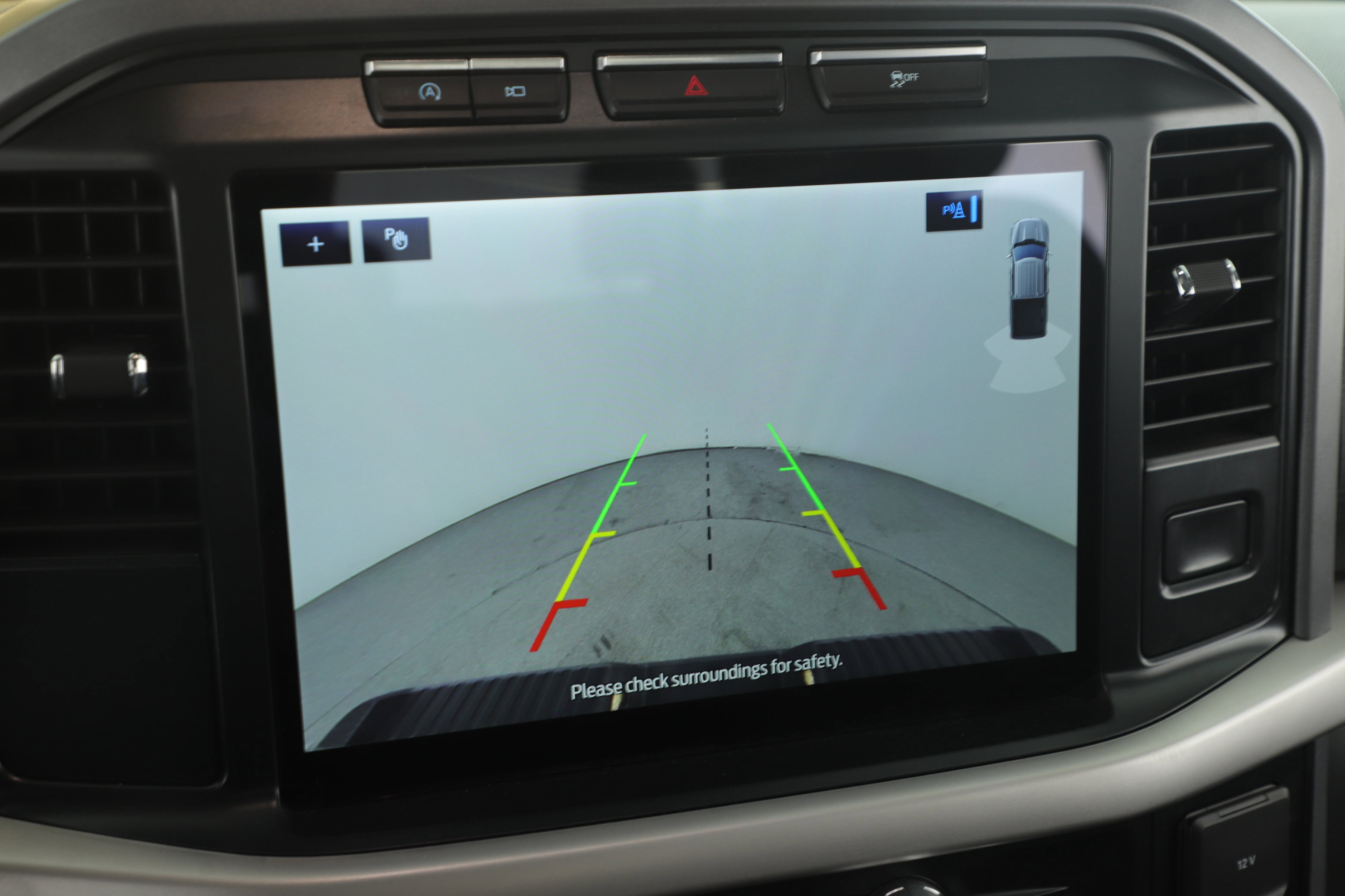 Certified 2022 Ford F150 XLT w/ Equipment Group 302A High image 16