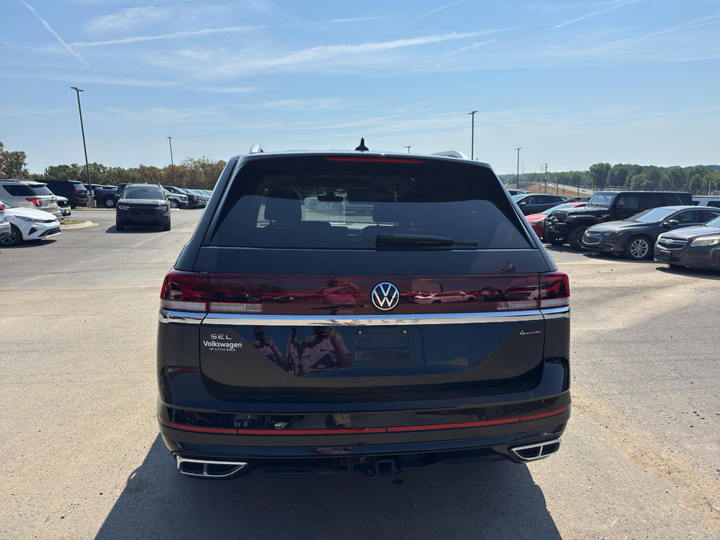 Used 2025 Volkswagen Atlas SEL Premium R-Line AWD/4WD image 6