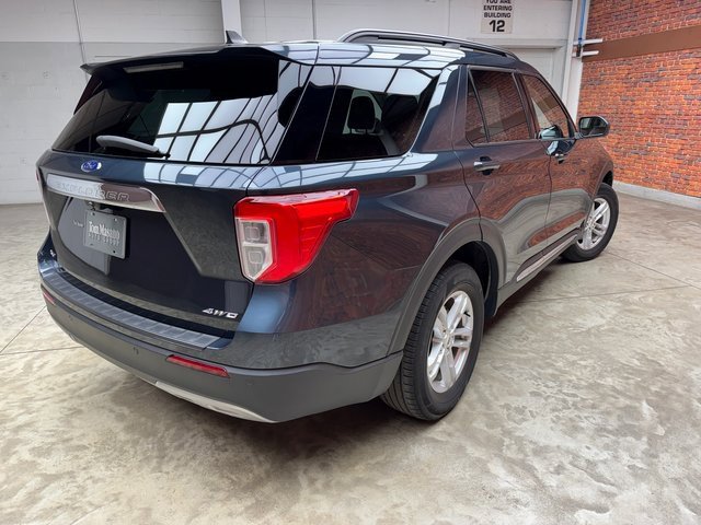 Certified 2022 Ford Explorer XLT w/ Equipment Group 202A image 5