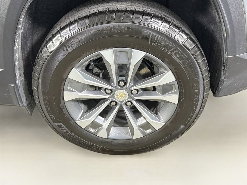 Used 2025 Chevrolet Equinox LT AWD/4WD image 32