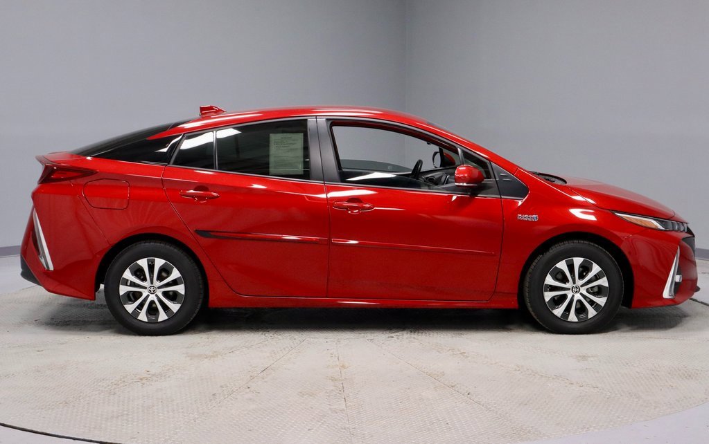 Used 2022 Toyota Prius Prime Limited image 7