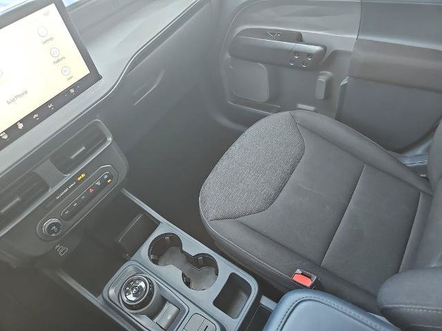 Certified 2025 Ford Maverick XL FWD image 24