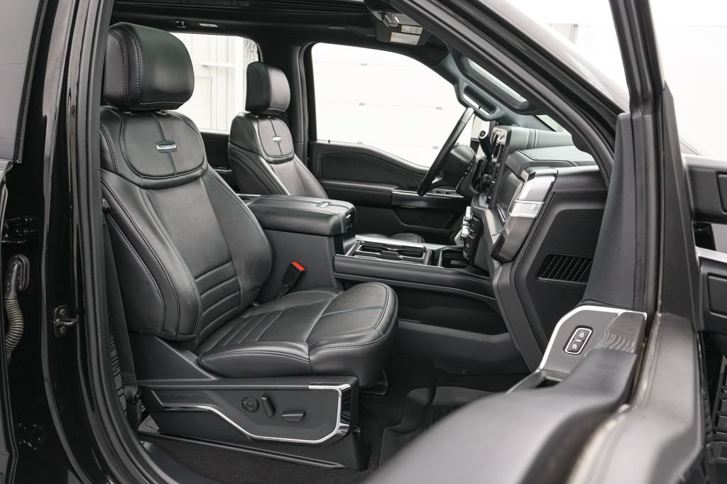 Certified 2025 Ford F250 Platinum AWD/4WD image 25