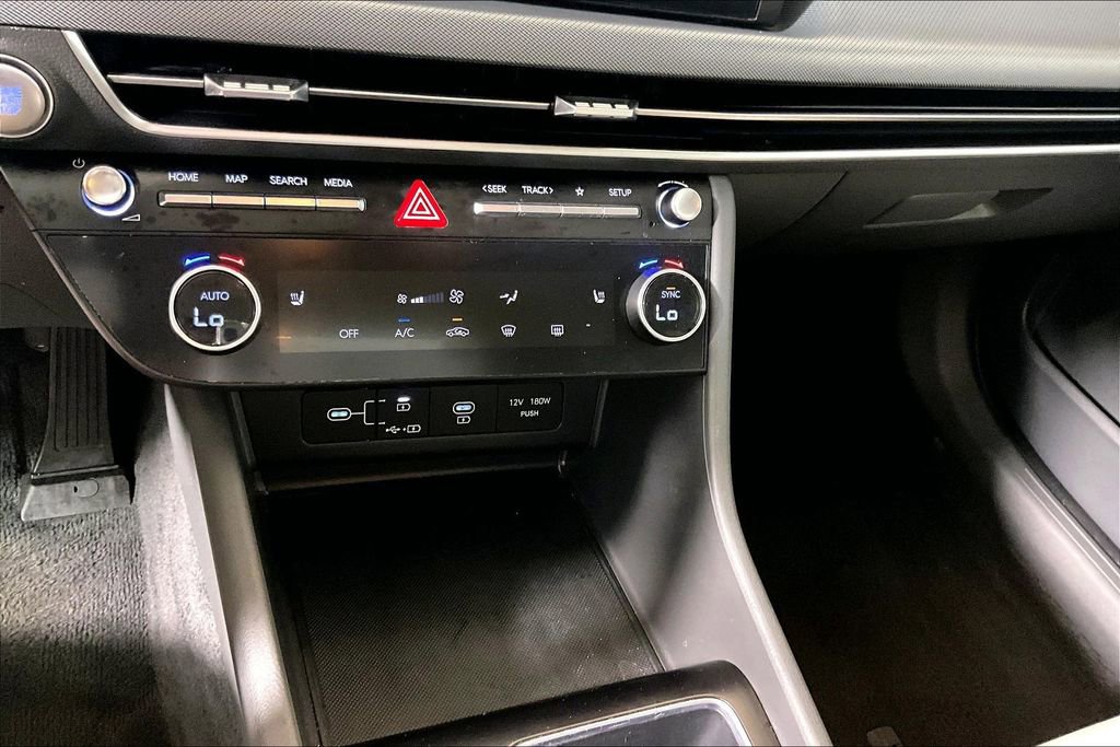 Used 2025 Hyundai Sonata SEL FWD image 25