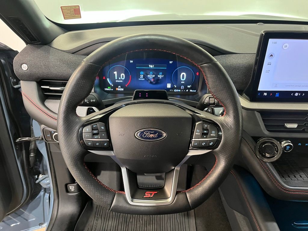 Certified 2025 Ford Explorer ST image 22