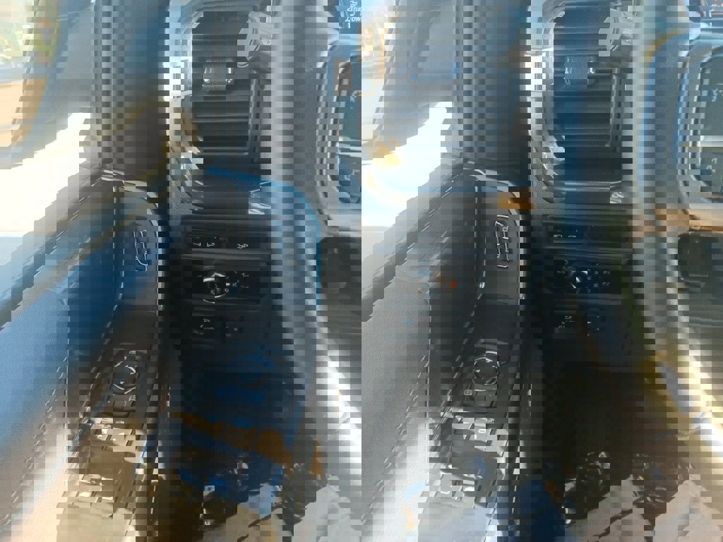 Certified 2023 Ford F150 XLT w/ Equipment Group 302A High image 39