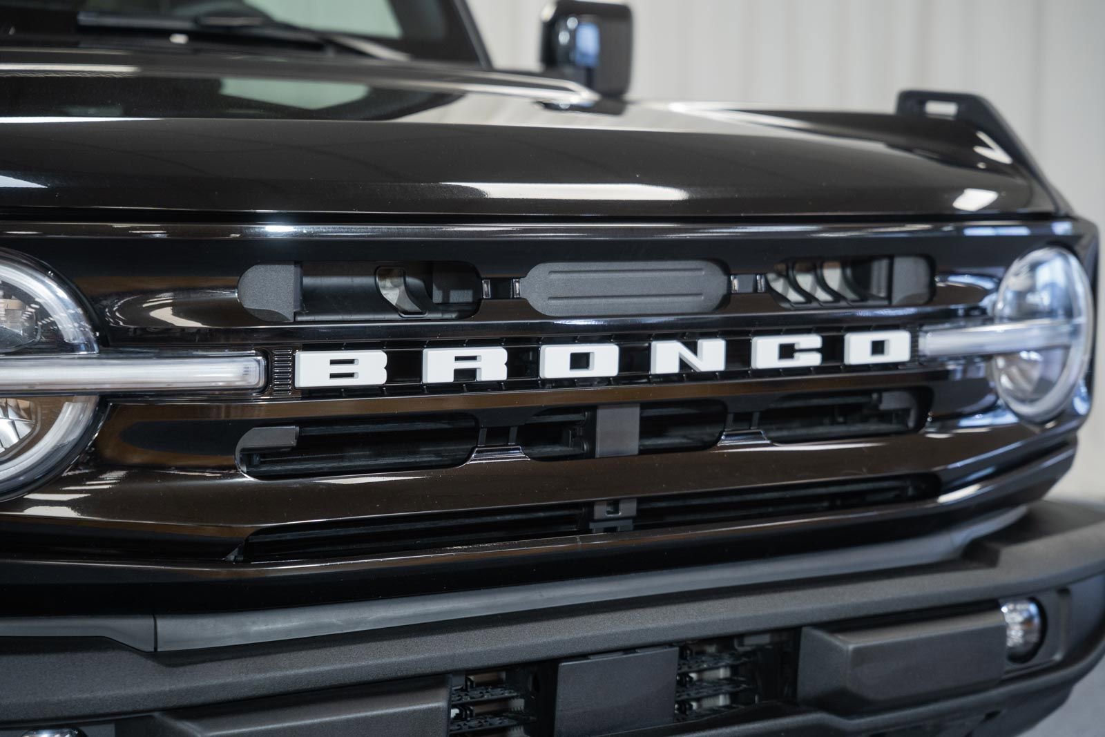 Certified 2025 Ford Bronco Outer Banks AWD/4WD image 10