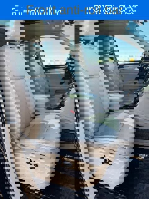 Used 2018 Volkswagen Atlas SEL w/ R-Line Package AWD/4WD image 32