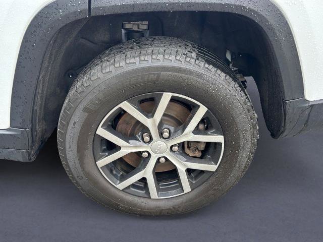Used 2024 Jeep Grand Cherokee L Limited AWD/4WD image 6