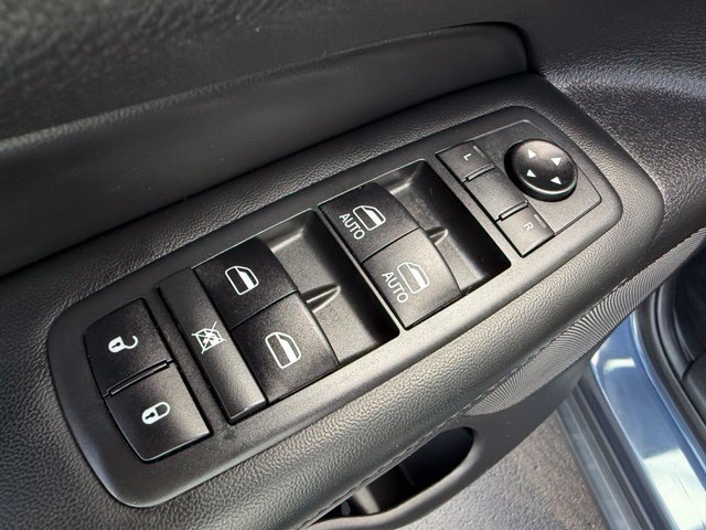 Used 2020 Jeep Grand Cherokee Limited w/ Luxury Group II AWD/4WD image 24