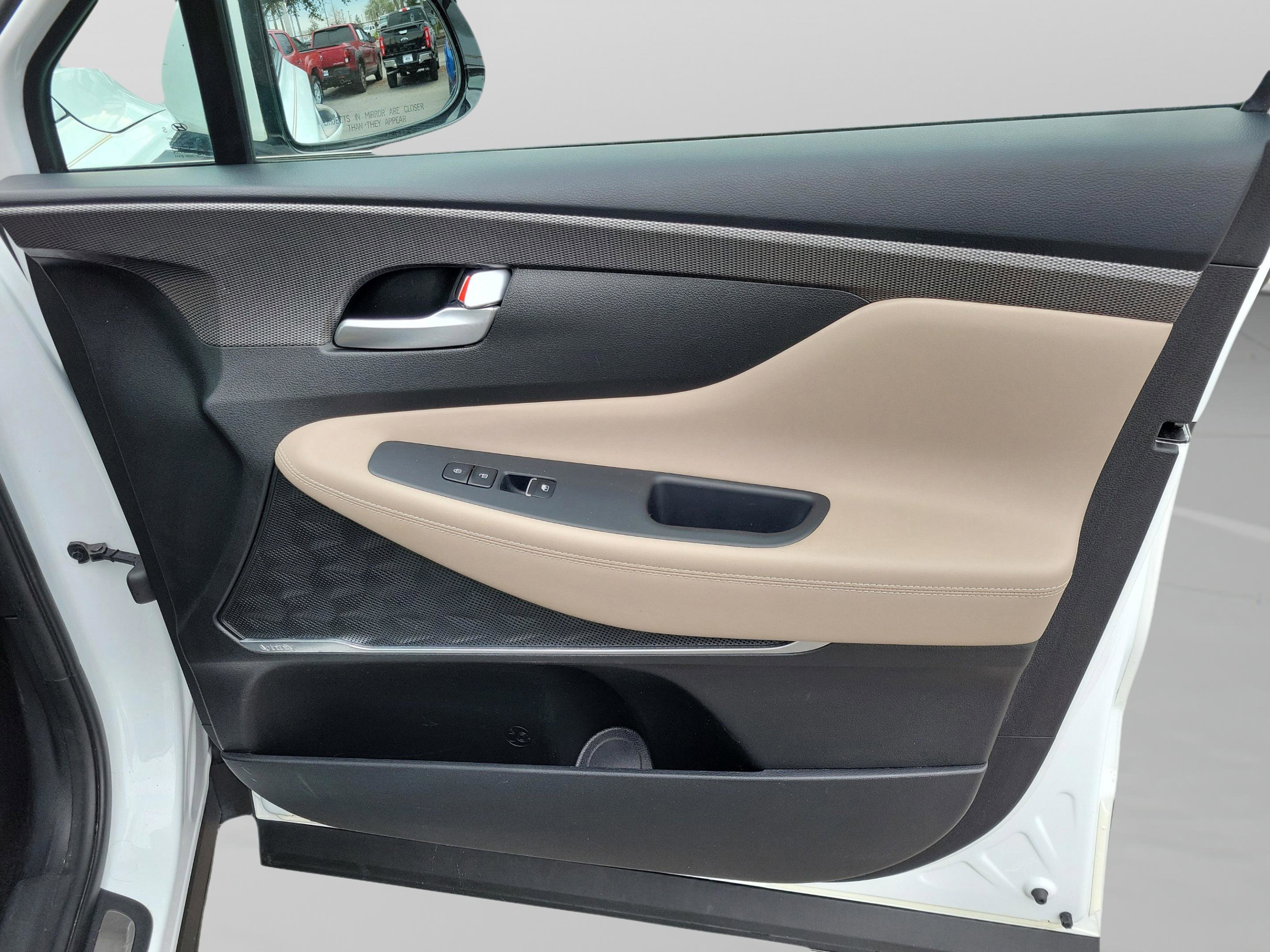 Used 2020 Hyundai Santa Fe Limited image 30