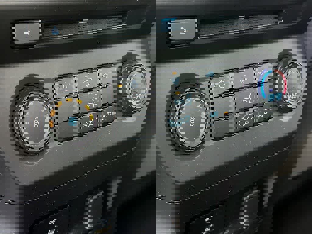 Certified 2017 Ford F150 XL w/ Equipment Group 101A Mid image 19