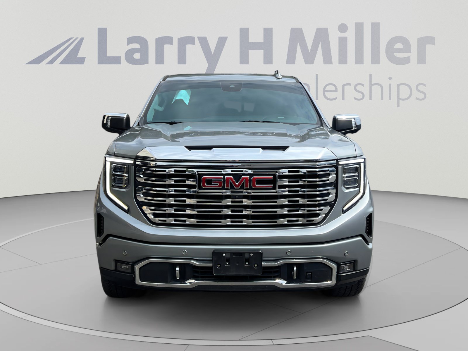 Used 2023 GMC Sierra 1500 Denali AWD/4WD image 8