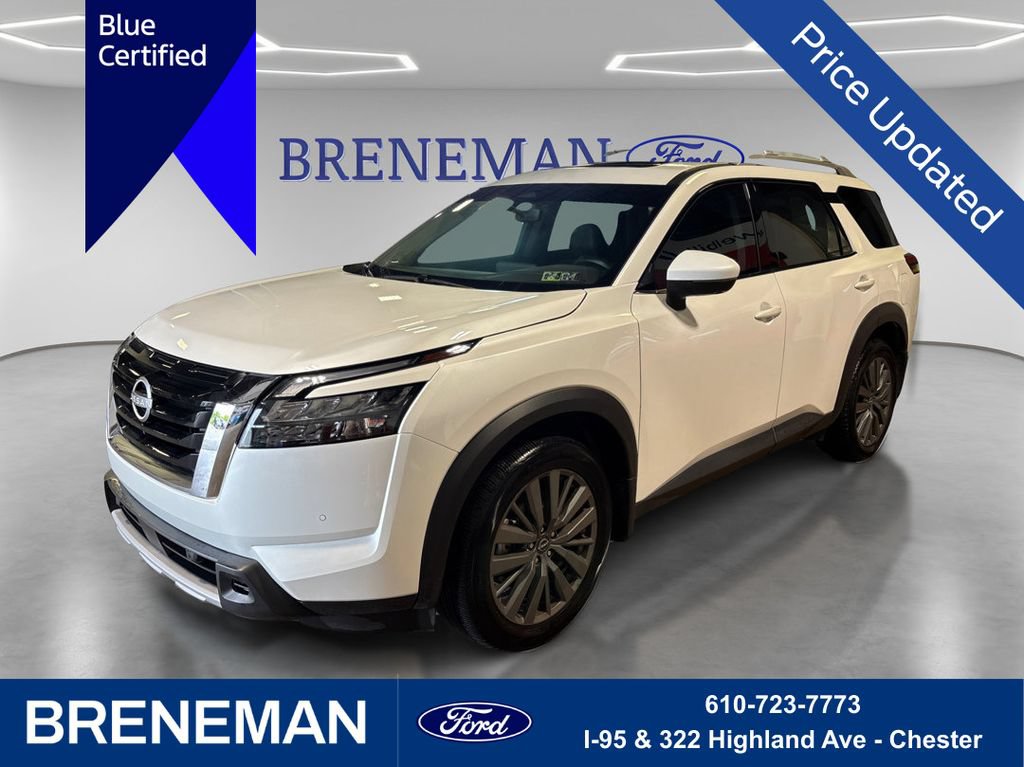 Used 2025 Nissan Pathfinder SL w/ SL Premium Package AWD/4WD image 1