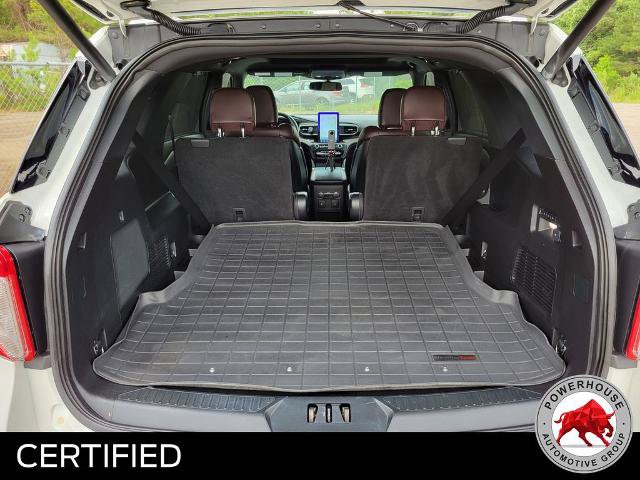 Certified 2020 Ford Explorer Platinum w/ Premium Technology Package AWD/4WD image 13