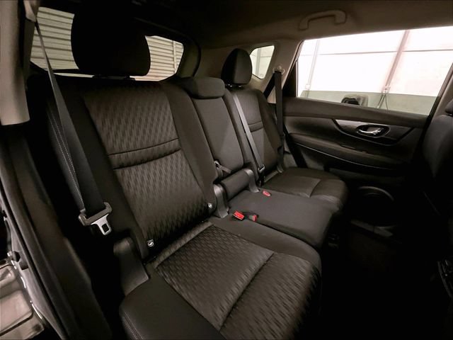 Used 2019 Nissan Rogue SV AWD/4WD image 26