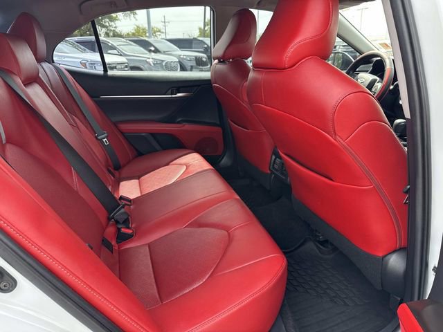 Used 2021 Toyota Camry XSE FWD image 9