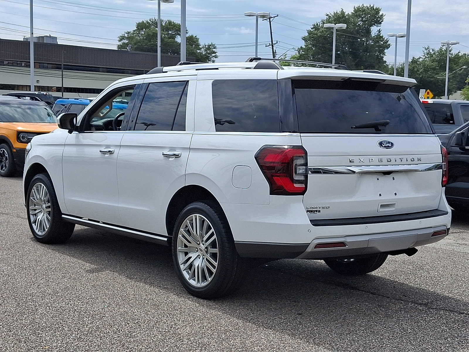 Certified 2023 Ford Expedition Limited AWD/4WD image 7