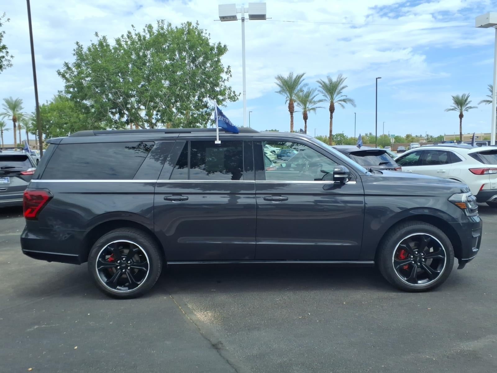 Certified 2023 Ford Expedition Max Limited AWD/4WD image 3