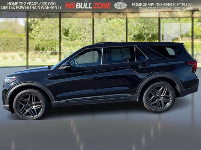 Certified 2025 Ford Explorer ST-Line w/ ST-Line Street Pack AWD/4WD image 2