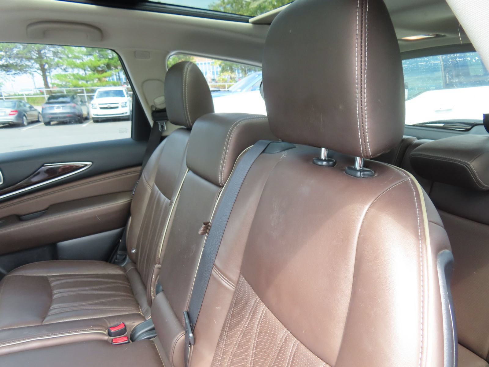Used 2018 INFINITI QX60 Luxe w/ Deluxe Technology Package AWD/4WD image 31
