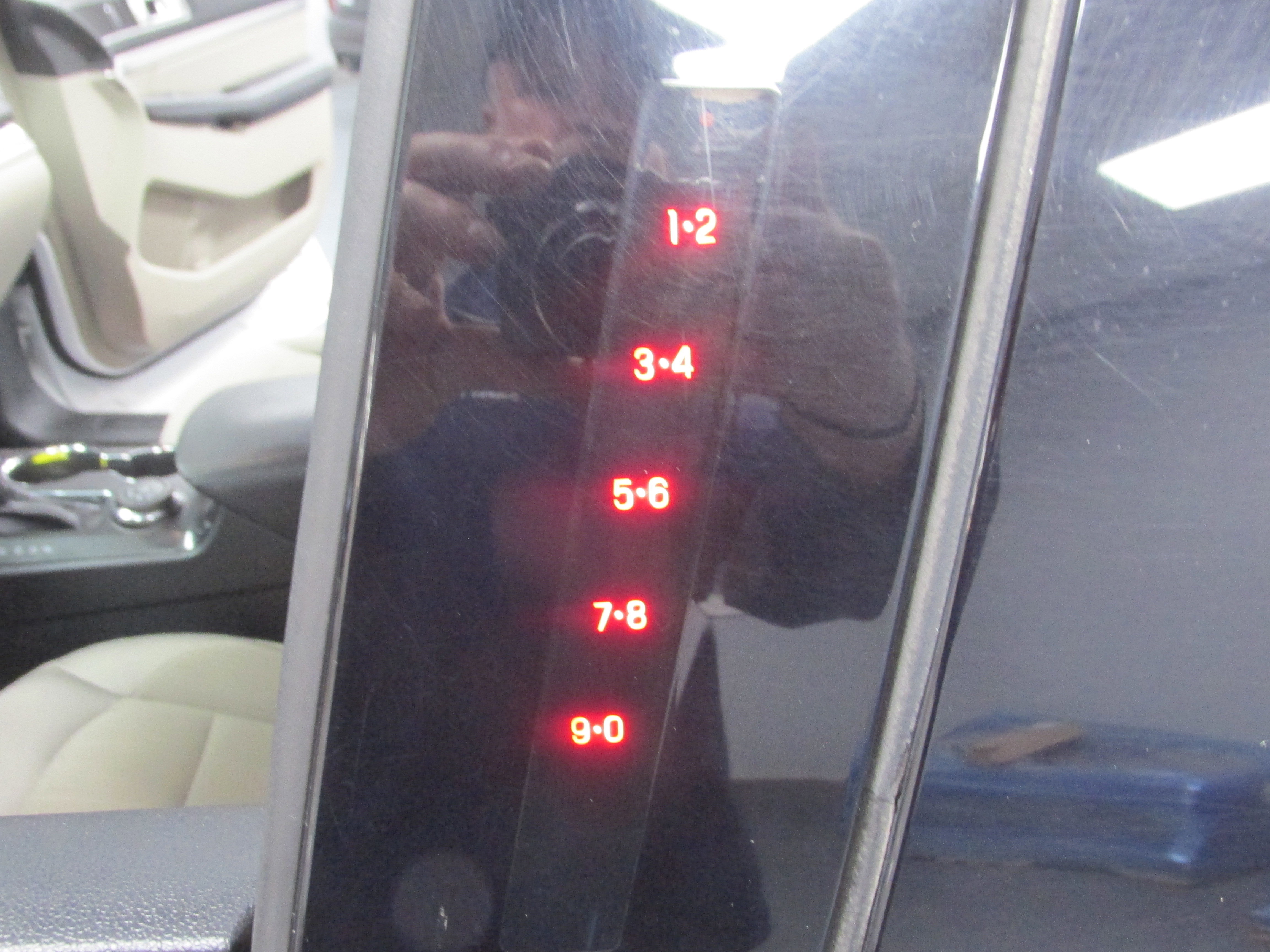 Certified 2019 Ford Explorer XLT w/ Equipment Group 201A image 19