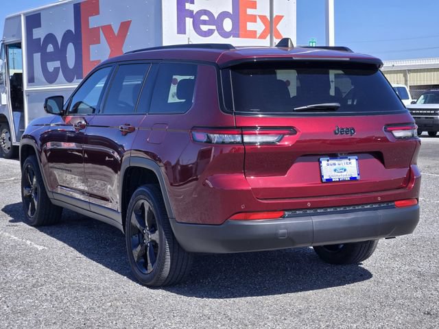 Used 2023 Jeep Grand Cherokee L Laredo RWD image 5