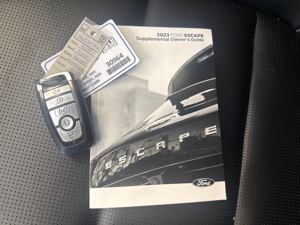 Certified 2023 Ford Escape Platinum AWD/4WD image 28
