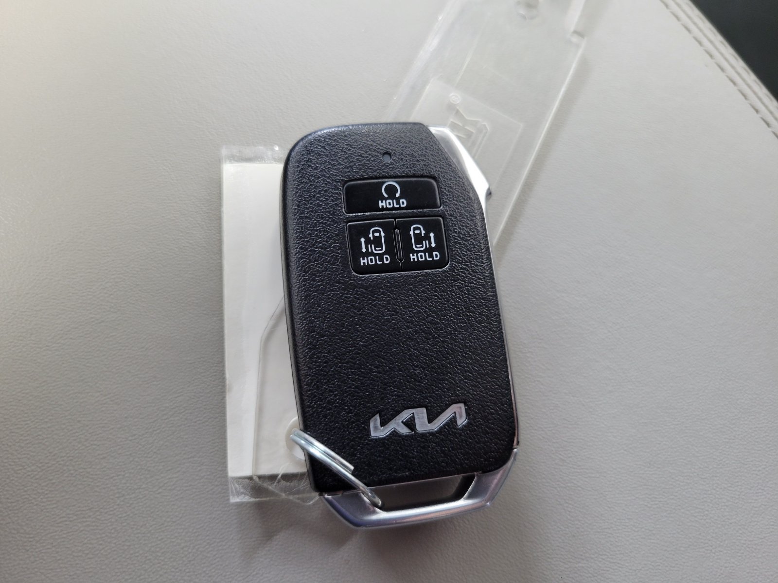 Used 2022 Kia Carnival LX w/ Paint Protection Package FWD image 23