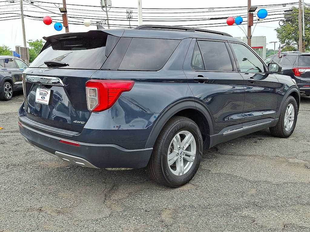 Certified 2023 Ford Explorer XLT w/ Equipment Group 202A AWD/4WD image 8