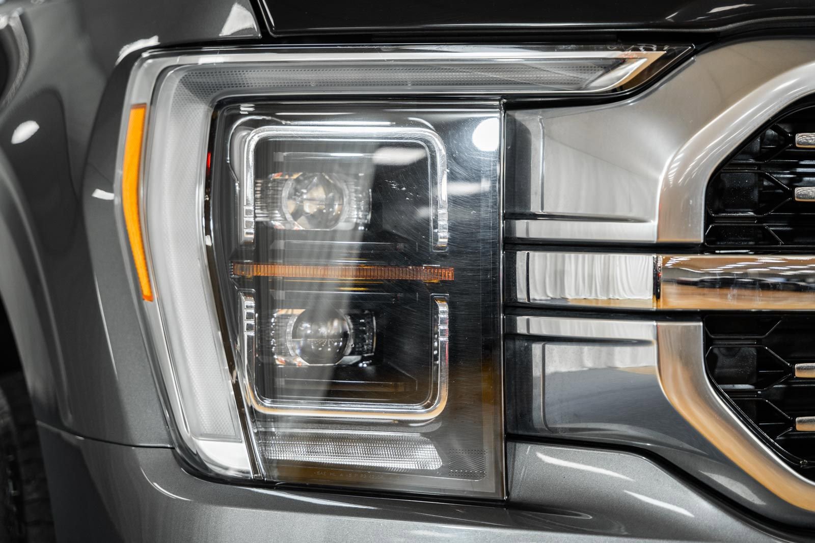 Certified 2022 Ford F150 Platinum w/ FX4 Off-Road Package image 9