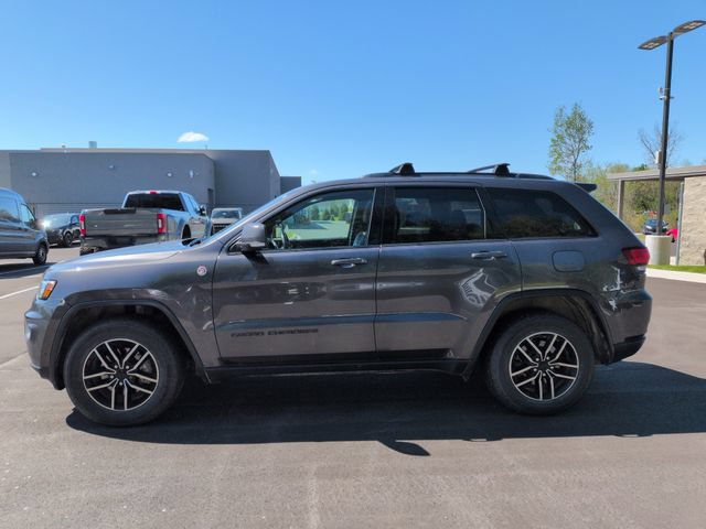 Used 2020 Jeep Grand Cherokee Trailhawk w/ Trailhawk Luxury Group AWD/4WD image 8