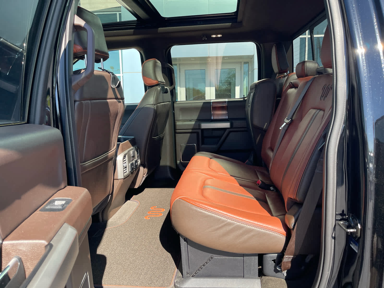 Certified 2018 Ford F250 King Ranch w/ King Ranch Ultimate Package AWD/4WD image 10