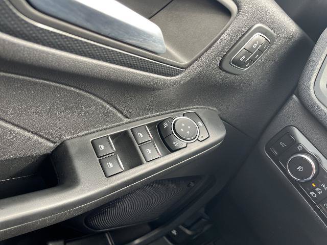 Certified 2023 Ford Escape ST-Line Select w/ Tech Pack #2 AWD/4WD image 9