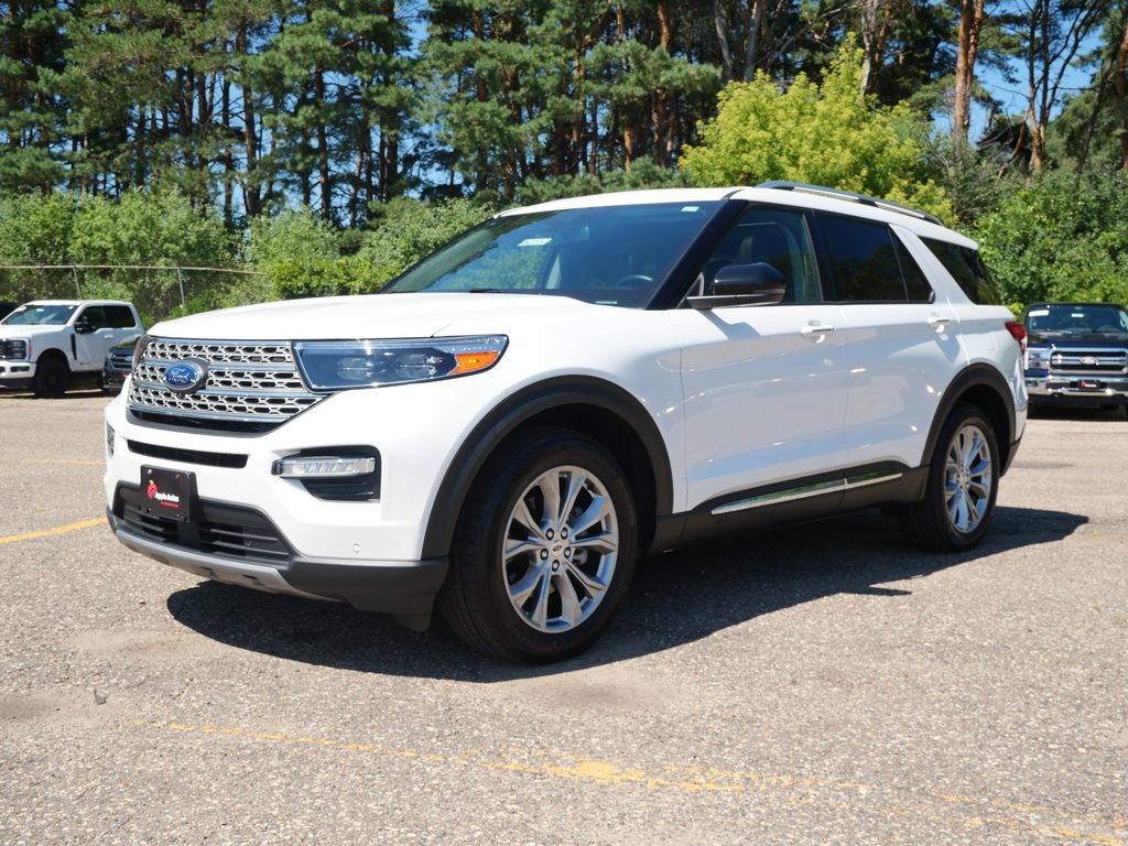 Certified 2023 Ford Explorer Limited w/ Equipment Group 301A AWD/4WD image 2
