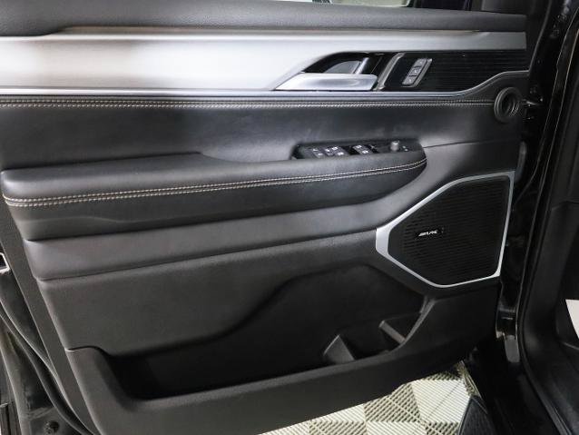 Used 2023 Jeep Wagoneer Series II AWD/4WD image 26