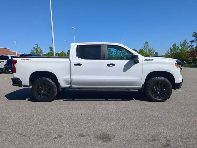 Used 2025 Chevrolet Silverado 1500 LT Trail Boss w/ Convenience Package II AWD/4WD image 6