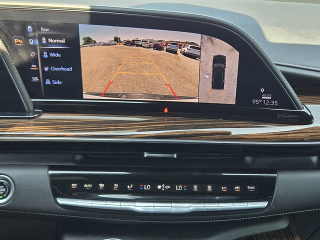Used 2021 Cadillac Escalade Premium Luxury RWD image 17