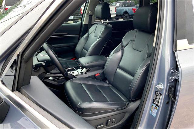 Used 2025 Kia Telluride S AWD/4WD image 25