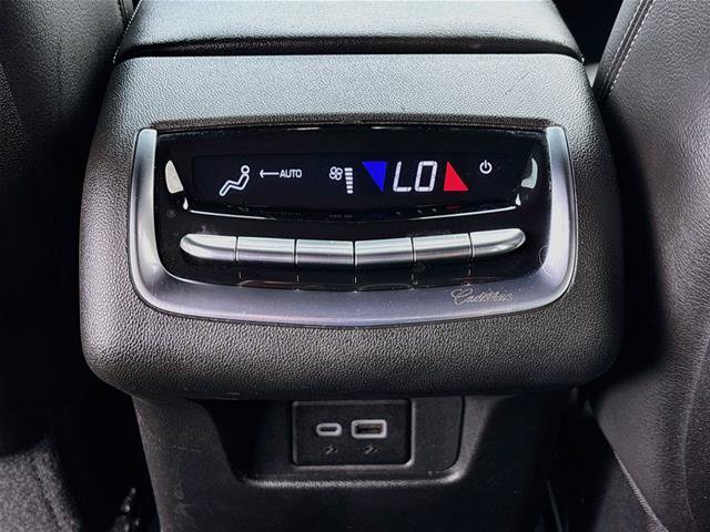 Used 2024 Cadillac XT6 Luxury FWD image 28